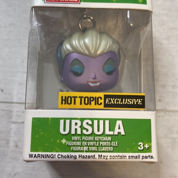 Funko Pop Ursula Metallic Disney Exclusive Pocket Pop Keychain - Picture 3 of 10